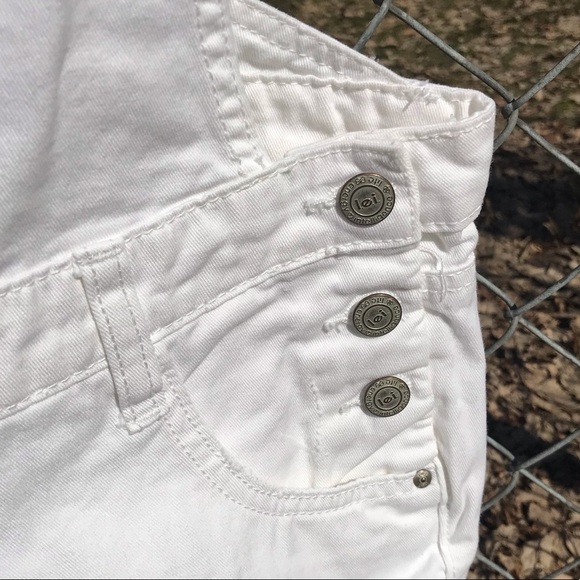 LEI White Shortalls - Picture 2 of 12